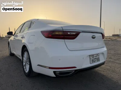 كيا كادينزا Standard 2