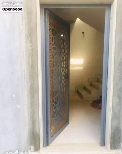 منزل ارضي وشقتين 4