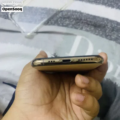 IPHONE 11 PRO 256 Gb 100 ري 3