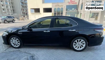 تويوتا كامري GLE 3