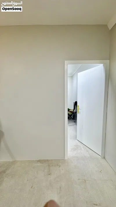 Full Premium Room Available Beside Hamra Mall 4