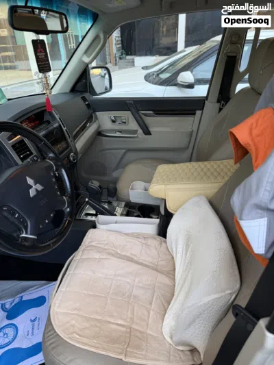 Mitsubishi Pajero GLS 4