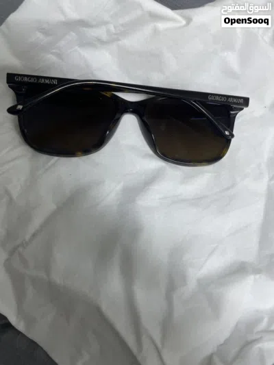 نظرة Giorgio Armani 2