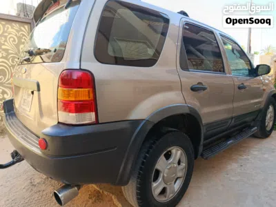 Ford Maverick XLT 3