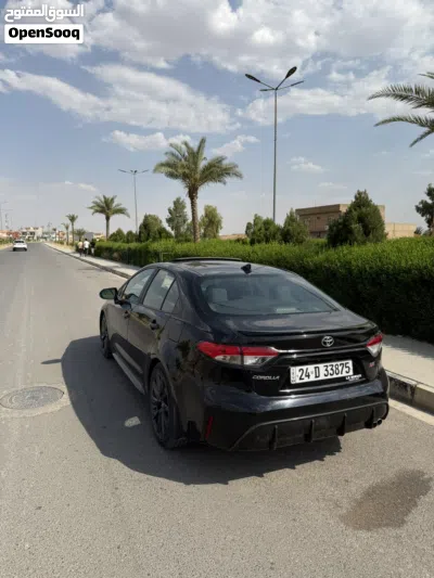Toyota Corolla SE 3