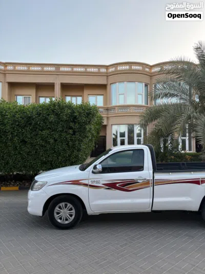 Toyota Hilux SR5 3
