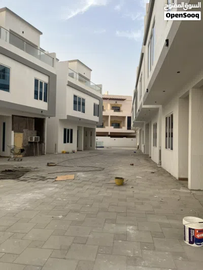 Brand new villas for rent in Madinat sultan Qaboos 2