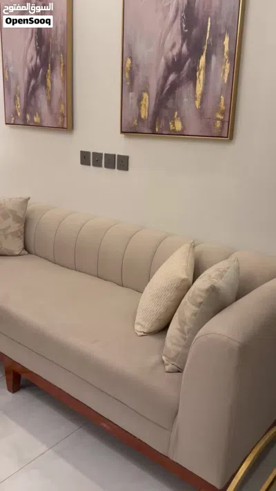 كنب مجلس مع طاولات وفرشه وستاره 4