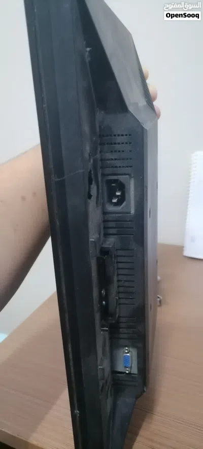 للبيع شاشه dell 3