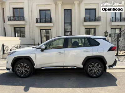 Toyota RAV 4 Limited 3