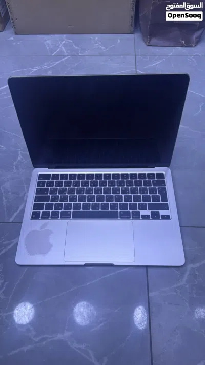 للبيعmacbook air موديل2024 بحالة ممتازة 2