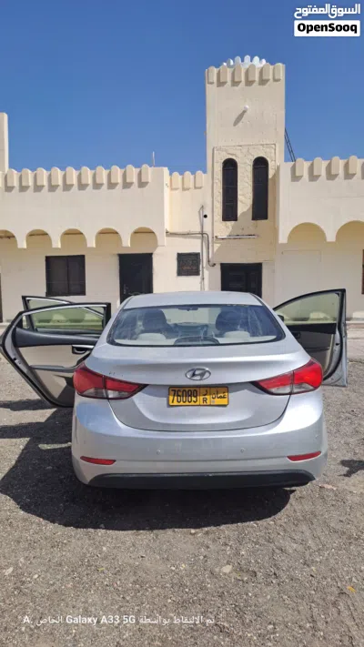 Hyundai Elantra GLS 2