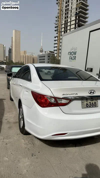 Hyundai Sonata GL 3