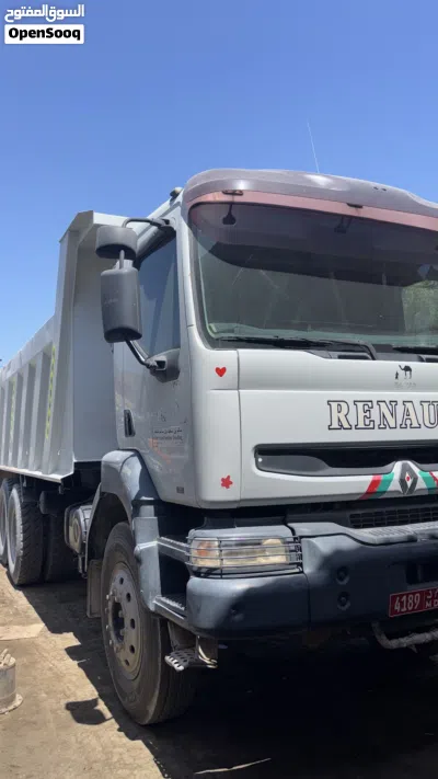 قلاب للبيع بحالة جيدة جدا 2006 Tipper for sale on good condition 2006 2