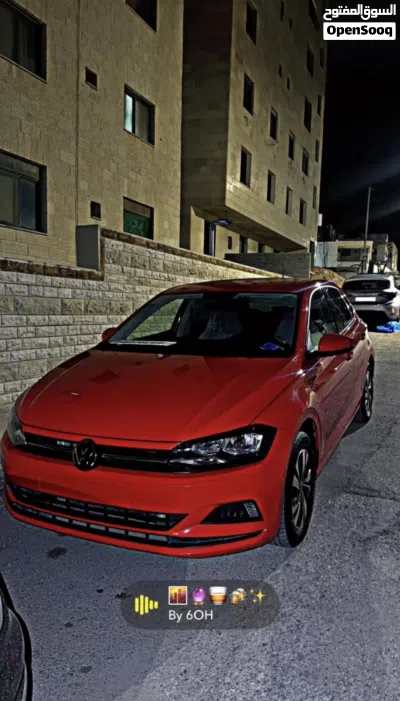 فولكسفاغن بولو Standard 4