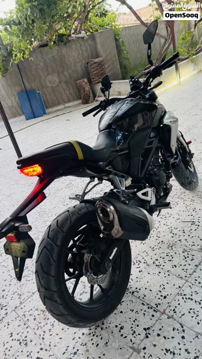 هوندا CB300R 2