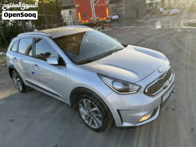 كيا نيرو EX Touring 3