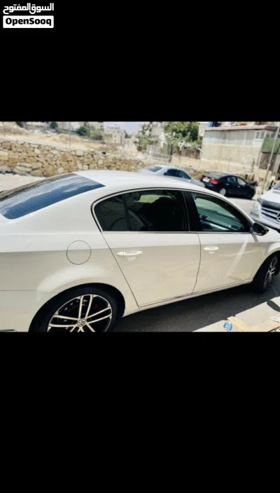 فولكسفاغن باسات Standard 4