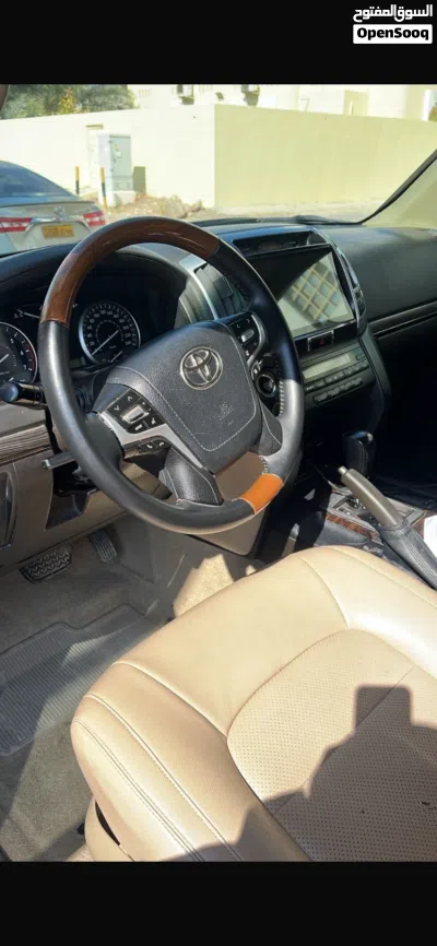 تويوتا لاند كروزر GXR 4