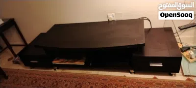 للبيع: طاولة تلفزيون مودرن بتصميم راقٍ وعملي 2