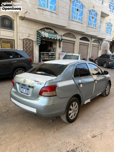 Toyota Yaris Basic 3