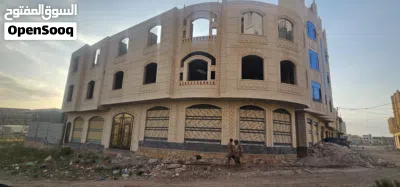 عمارة تجارية في صنعاء 3 دور شارعين عظم 3