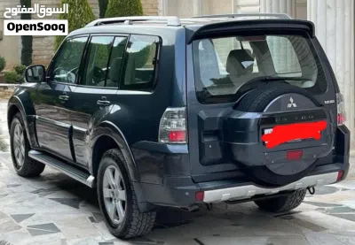 Mitsubishi Pajero GLS Top 2