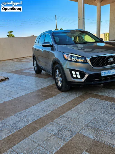 Kia Sorento Standard 3