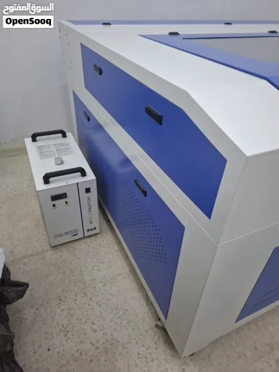 ماكينة ليزر Co2 Cnc للبيع بحالة الوكالة نظيفة جدا وممتازة عالعمل و سريعة قابل للتفاوض 4