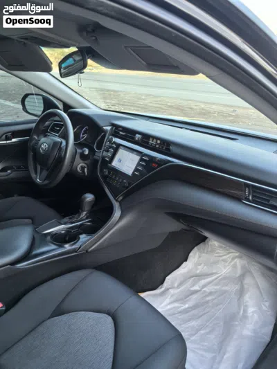 Toyota Camry LE 4