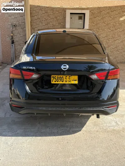 Nissan Altima S 3