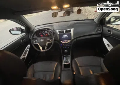 Hyundai Accent Standard 2