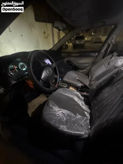 Honda Civic DX 4