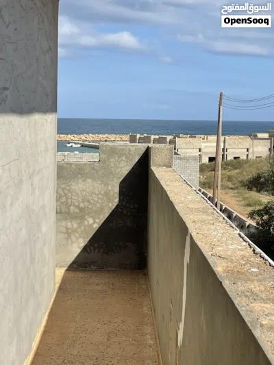 منازل للبيع قريب من التناره زريق مقابل البحر 4