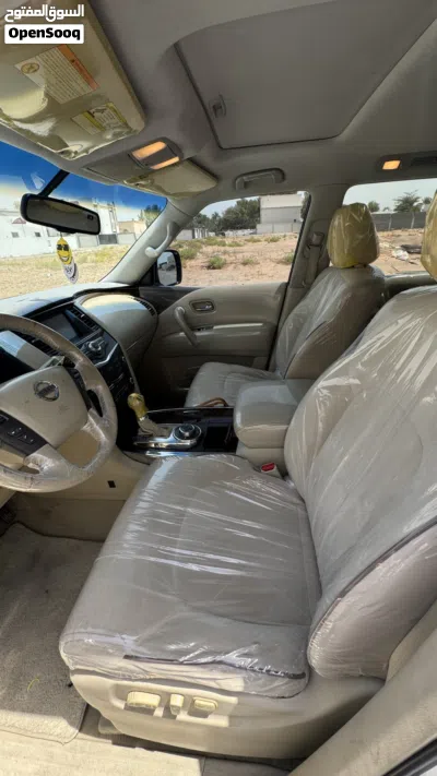 Nissan Patrol SE 4