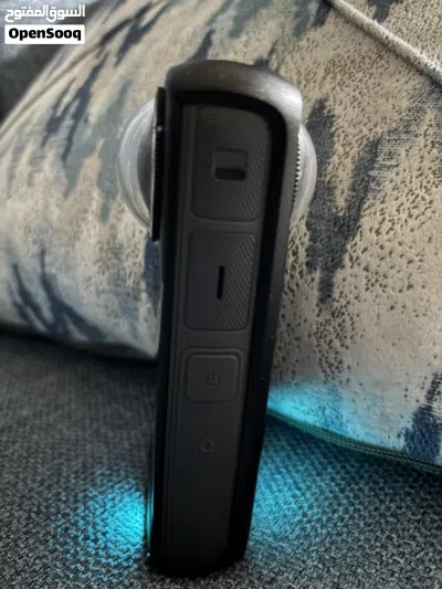 كاميرا Insta360 X3 نظيفة جداً مع الكفر الأصلي للبيع 2