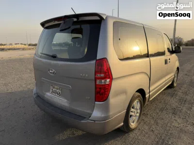 Hyundai H1 GLS 2