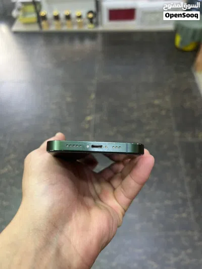 ايفون 13 عادي شبه جديد 128g للبيع 3
