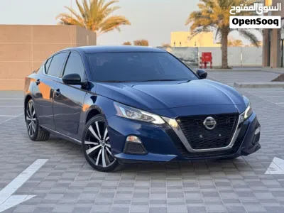Nissan Altima SR 3