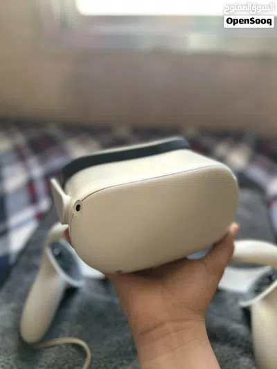 VR meta quest2 128gb have 10 games free. clean condition for sale and exchange 4