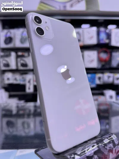 iPhone 11 (128) GB - ايفون 11 مستعمل بحالة ممتازة مش مفتوح او مصلح او مبدل اي قطع نهائي مكفول 30 يوم 2
