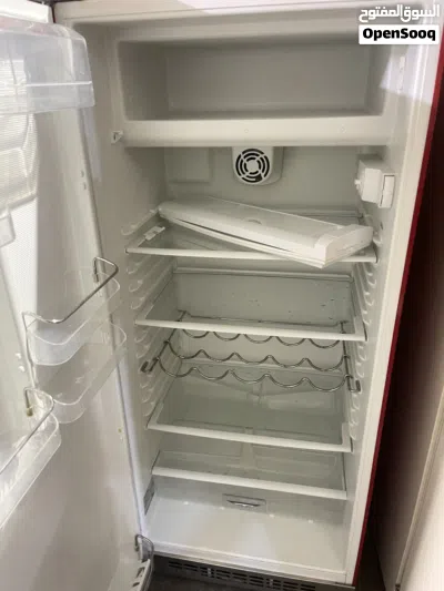 Smeg retro Refrigerator. Red Color 3