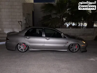 Mitsubishi Lancer GLX 2