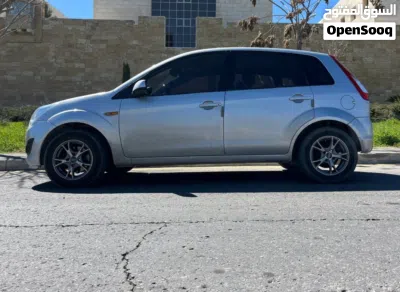 Ford Figo Trend 4