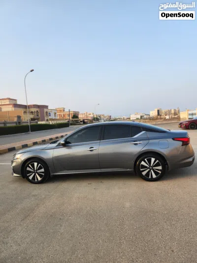 Nissan Altima SV 3