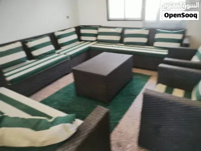 طقم للحديقه الخارجيه مستعمل للبيع بحاله الوكالة طقم للبيع مستعمل بحاله ممتازه للجادين فقط الاتصال 2