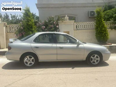 Hyundai Avante Limited 4