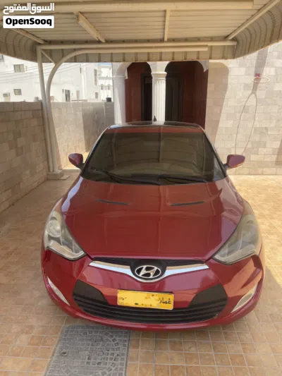 Hyundai Veloster Standard 2