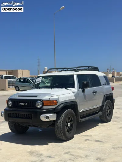 تويوتا FJ GXR 2