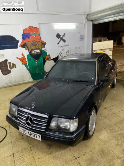 Mercedes Benz E-Class E 200 2